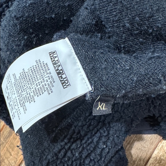 Napapijri Fleece Pull-Over - Picture 8 of 8